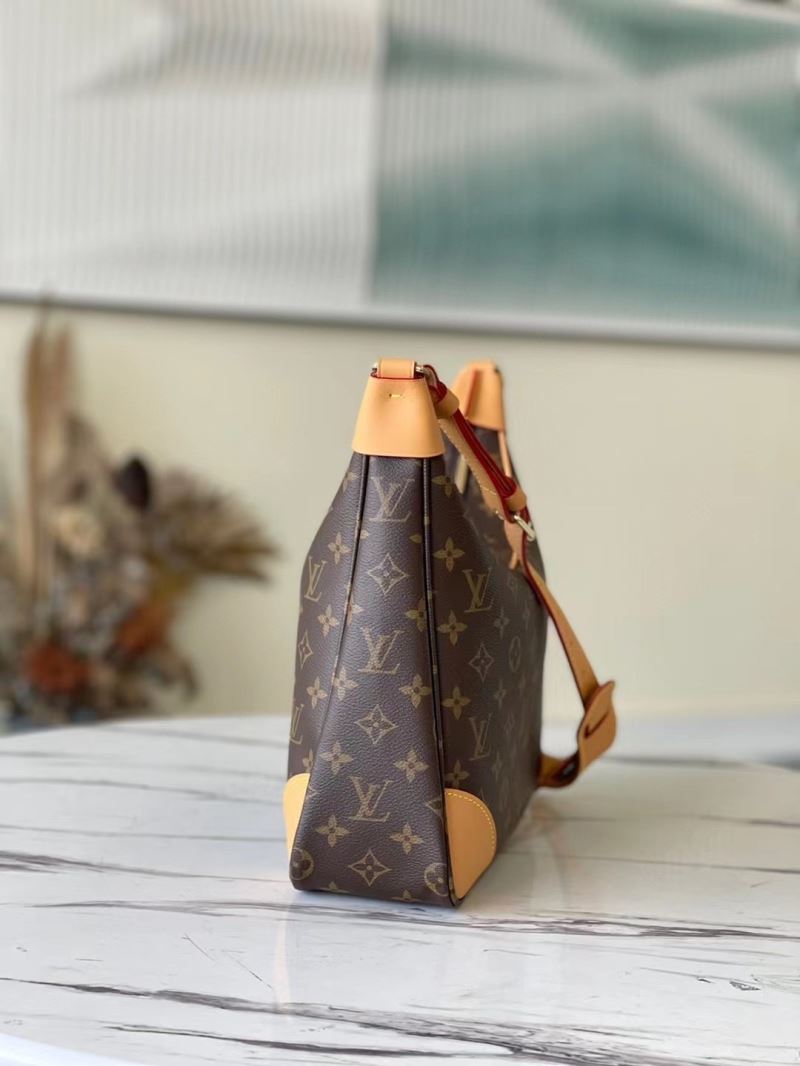 Louis Vuitton Hobo Bags